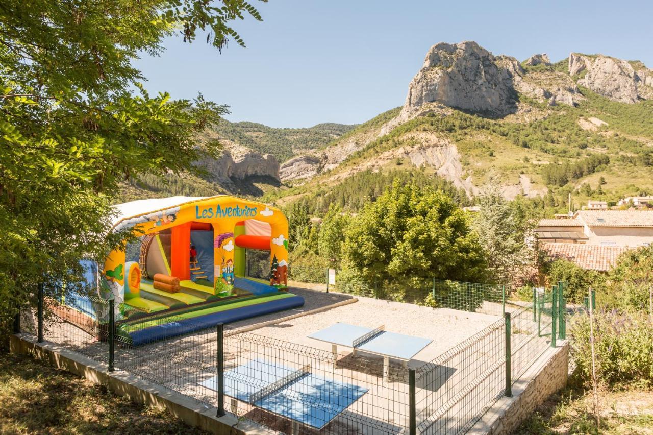 Camping Les Princes D'Orange Hotel Orpierre Eksteriør billede