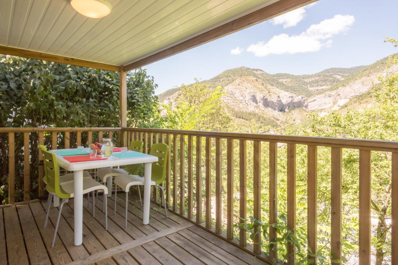 Camping Les Princes D'Orange Hotel Orpierre Eksteriør billede