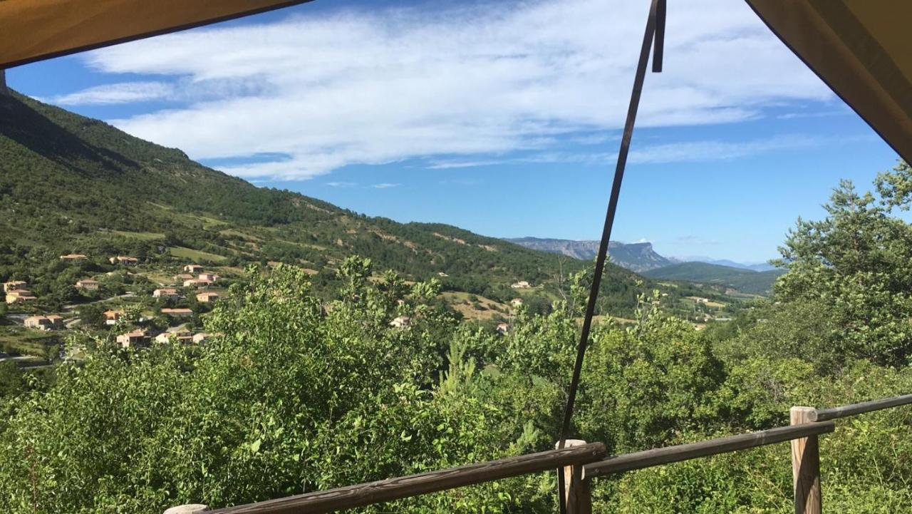 Camping Les Princes D'Orange Hotel Orpierre Eksteriør billede