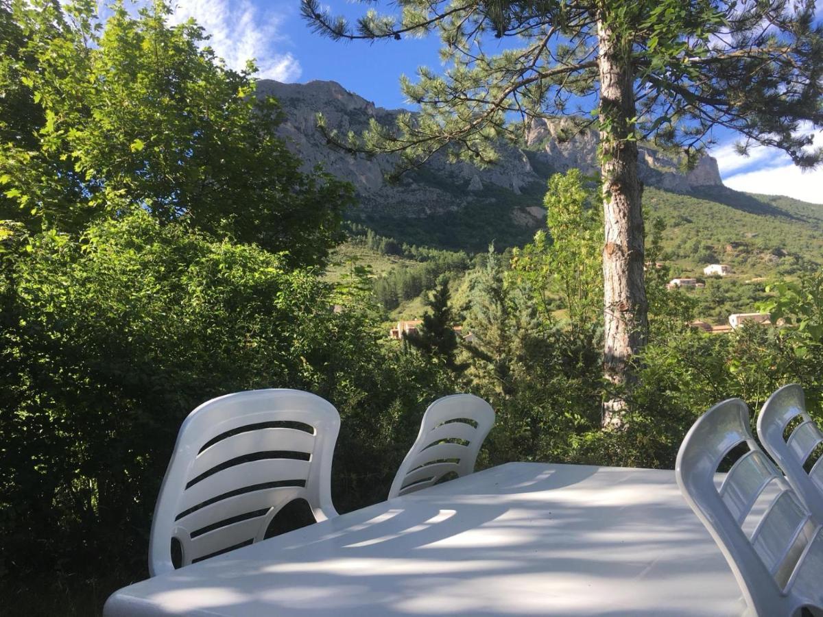 Camping Les Princes D'Orange Hotel Orpierre Eksteriør billede