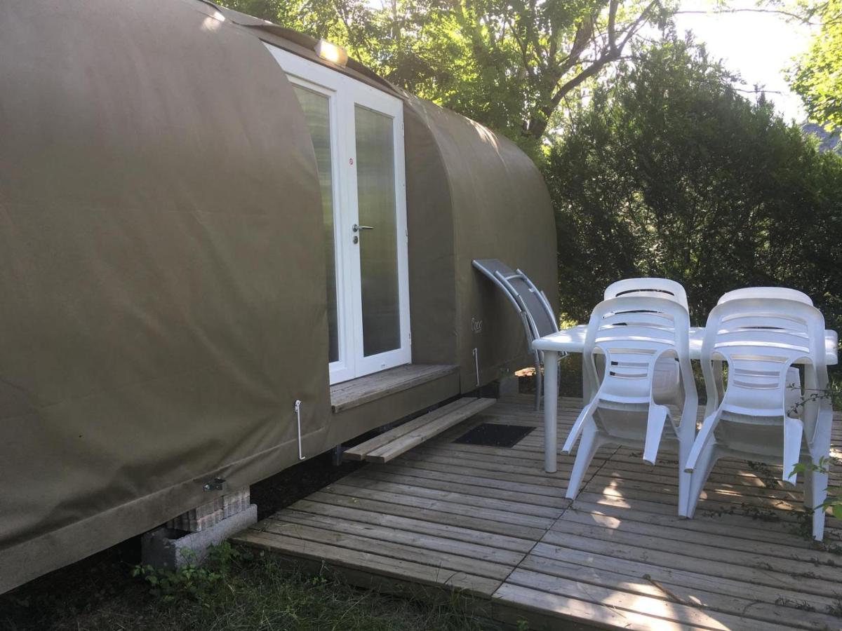 Camping Les Princes D'Orange Hotel Orpierre Eksteriør billede