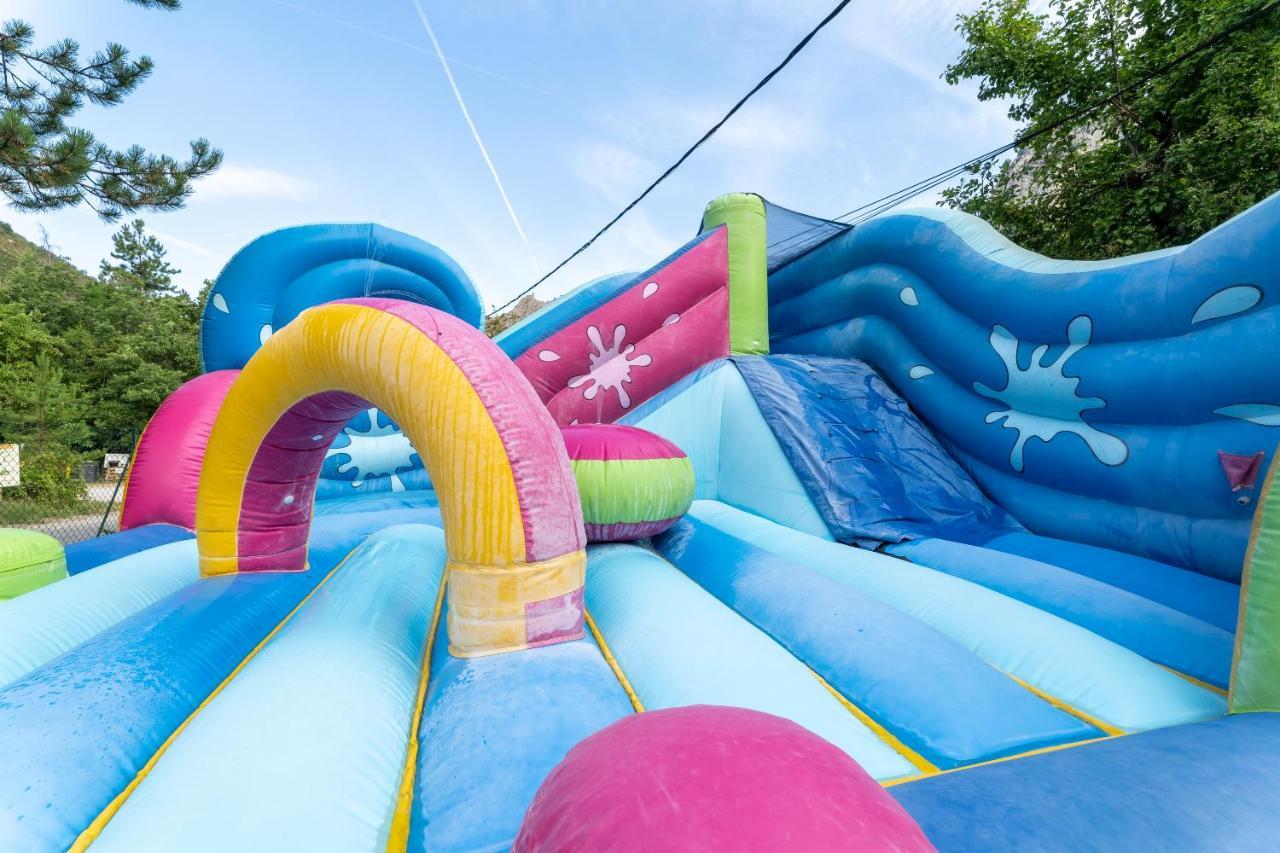 Camping Les Princes D'Orange Hotel Orpierre Eksteriør billede